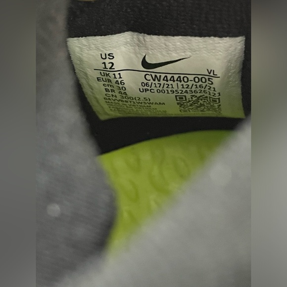 Nike Alpha Huarache 8 Elite ‘Black Silver’ (size mens 12) - Picture 4 of 6